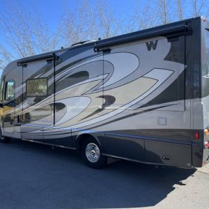 62313352633d8e4ac7246dc5 2013 Winnebago VIA 25Q