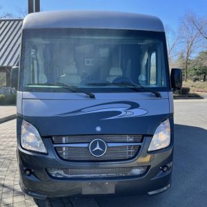 6231335bb6c0b60f5b1b3088 2013 Winnebago VIA 25Q