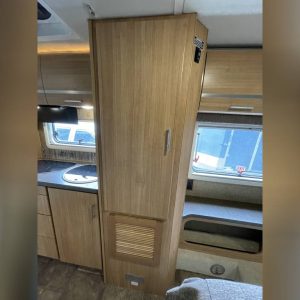 6233a842c9034926e15537d5 2013 Winnebago VIA 25Q