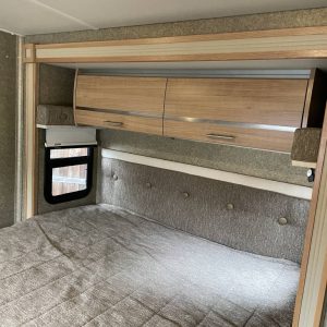 6233a847916f7b133b414954 2013 Winnebago VIA 25Q