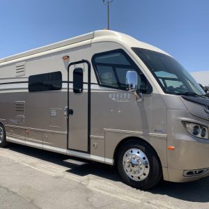 62b3576c85d0660cda05a3f3 2011 Monaco Class A RV VESTA 32PBS