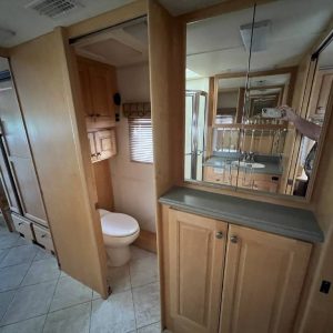 62b4a228a51fc63c873332ed 2002 Country Coach Class A RV INTRIGUE 40 SUITE OF DREAMS