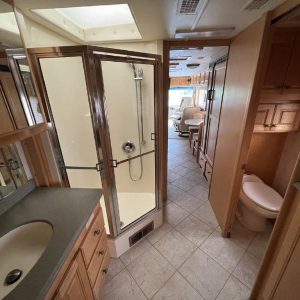 62b4a2297928ec18c54001c8 2002 Country Coach Class A RV INTRIGUE 40 SUITE OF DREAMS