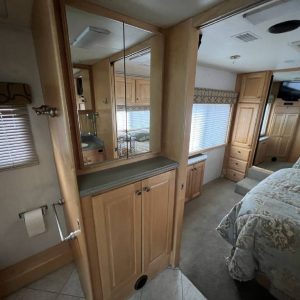 62b4a22a50de536d7203262d 2002 Country Coach Class A RV INTRIGUE 40 SUITE OF DREAMS