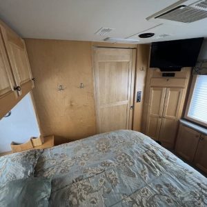 62b4a2322ef30a425a26da83 2002 Country Coach Class A RV INTRIGUE 40 SUITE OF DREAMS