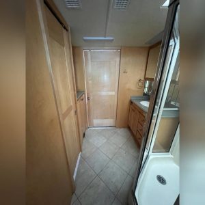 62b4a233f9aa4d17791019b7 2002 Country Coach Class A RV INTRIGUE 40 SUITE OF DREAMS