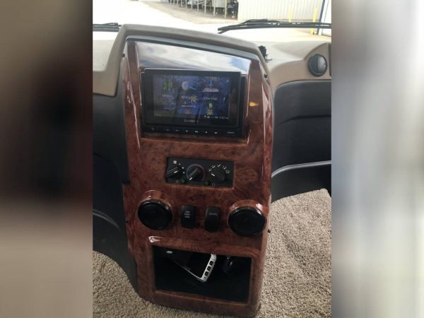 630560b03d868d00a32ed7fb 2018 Jayco Class A RV PRECEPT 31UL