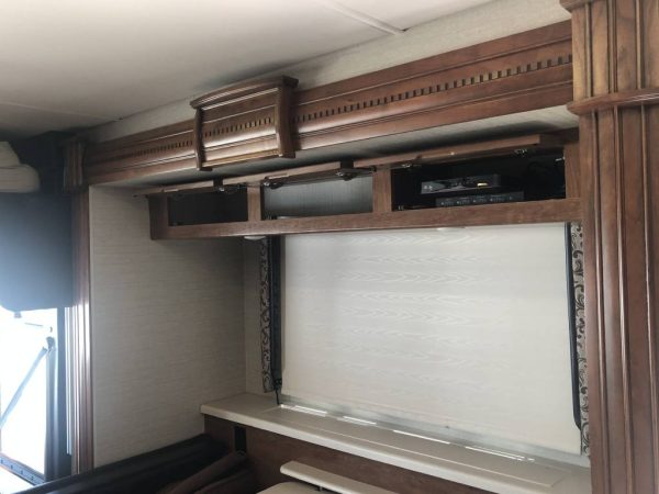 630560c52606ba0b3a55c61c 2018 Jayco Class A RV PRECEPT 31UL