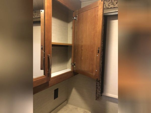 630560d1f513640d440b9337 2018 Jayco Class A RV PRECEPT 31UL