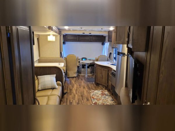 630bddfafe331634e7220be6 2019 Coachmen Class A RV MIRADA 32SS