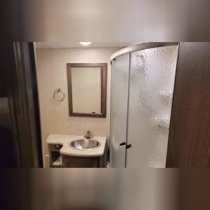 630bde25b72d907f905ffe44 2019 Coachmen Class A RV MIRADA 32SS