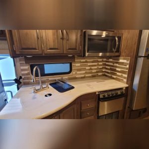 630bde35affc5b1e33693872 2019 Coachmen Class A RV MIRADA 32SS