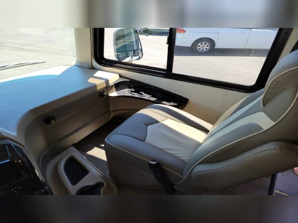 6328a7103851775dbd55d393 2019 Jayco Class A RV ALANTE 29S