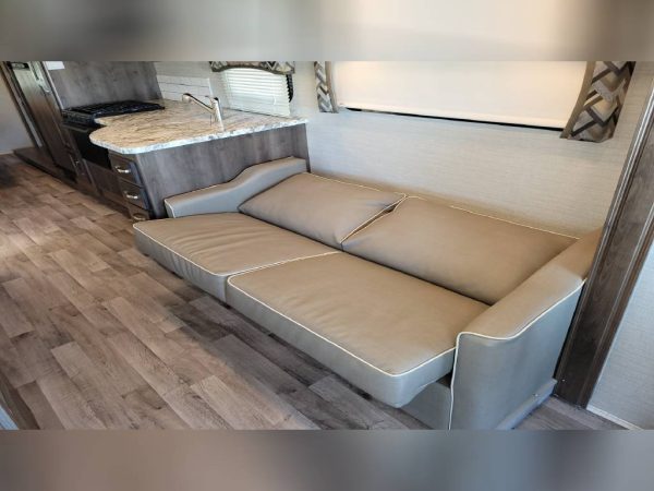 6328a7143e2745372d13cf23 2019 Jayco Class A RV ALANTE 29S