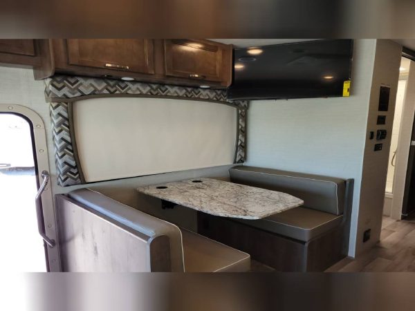 6328a7187354d1611e178f55 2019 Jayco Class A RV ALANTE 29S