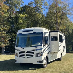 633cb1723170297b9b6a1213 2019 Forest River Class A RV FR3 32DS