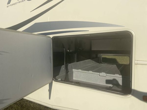 633ce07ca3ecb37d4420f7f0 2019 Forest River Class A RV FR3 32DS