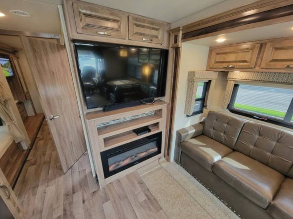 63476f5698e09f305e4eac17 2019 Jayco Class A RV PRECEPT PRESTIGE 36B