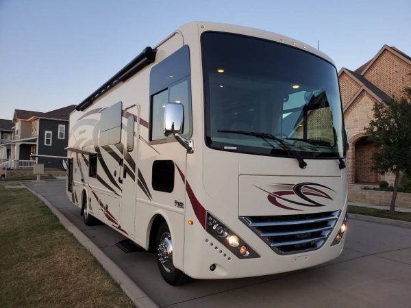 634e00dccb182b44921c85de 2019 Thor Motor Coach Class A RV HURRICANE 29M