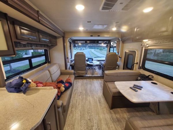 634e011112e343138a402dbe 2019 Thor Motor Coach Class A RV HURRICANE 29M
