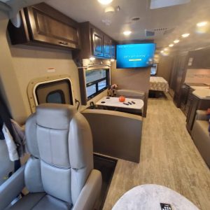 634e011c5e667b3d85152a5b 2019 Thor Motor Coach Class A RV HURRICANE 29M