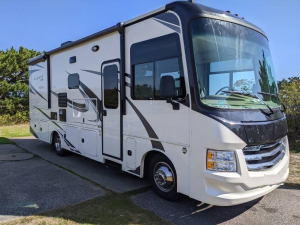 634f1b6edea2f07cc14aafe4 2020 Jayco Class A RV ALANTE 26X