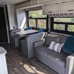 634f220cc8bf077317667942 2020 Jayco Class A RV ALANTE 26X