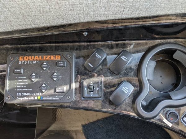 634f22160f41e14c6b78963d 2020 Jayco Class A RV ALANTE 26X