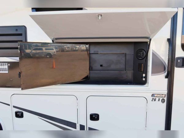 6350e517bb250c65606a3864 2020 Jayco Class A RV Alante