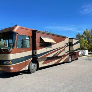 63545de362fc0849e2674dbb 2005 Monaco Class A RV WINDSOR 40PAQ