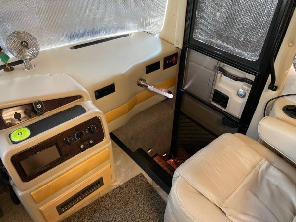 6355894be5e3a07057164083 2005 Monaco Class A RV WINDSOR 40PAQ