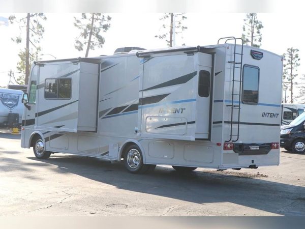 6388564f869c397c5e1c8a56 2020 Winnebago Class A RV INTENT 28Y
