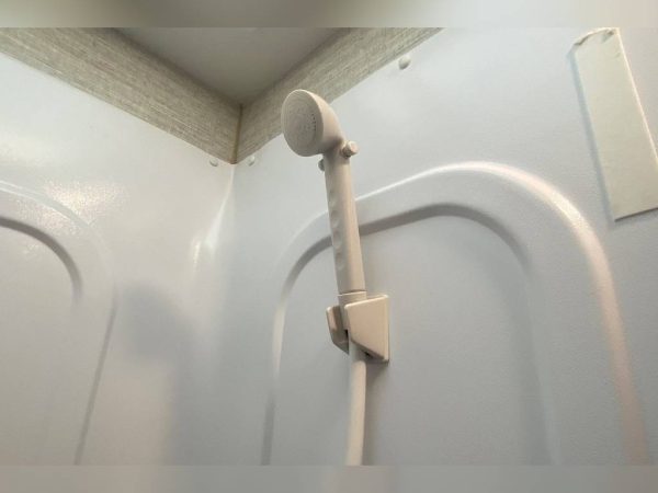 63885652869c397c5e1c8a68 2020 Winnebago Class A RV INTENT 28Y