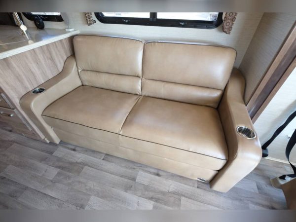 638b2e2aac4c8433155107b0 2019 Jayco Class A RV Precept 29V
