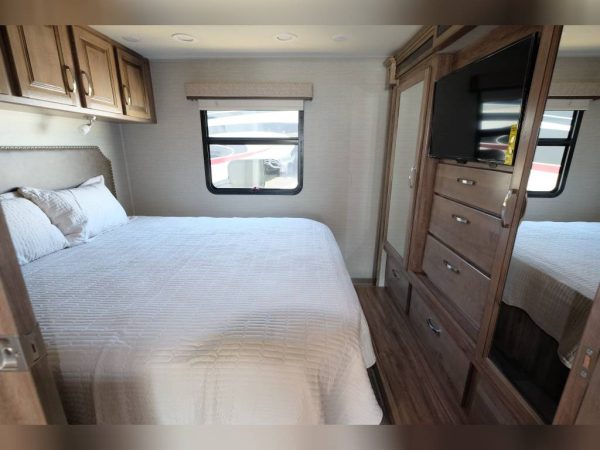 638b2e2cac4c8433155107b9 2019 Jayco Class A RV Precept 29V