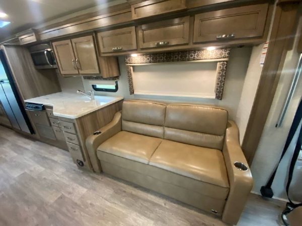 638b3ad8b0ebb638f6262021 2018 Jayco Class A RV Precept 29V