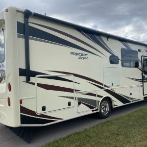 638b3ad8ba3ed767cc51e0f3 2018 Jayco Class A RV Precept 29V