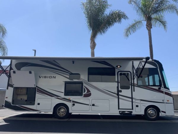 638fa0dff55f7d085b1dbd1b 2019 Entegra Coach Class A RV VISION 29S