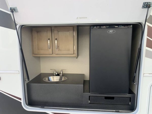 638fa0ec4e25e172c8027184 2019 Entegra Coach Class A RV VISION 29S