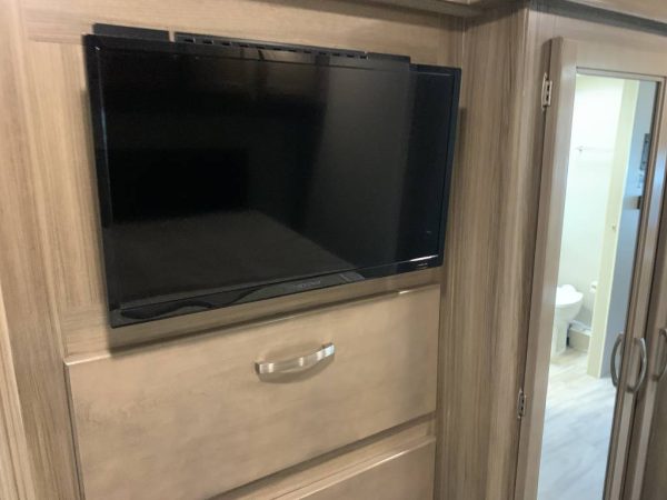 638fa128f3a1334e154df09a 2019 Entegra Coach Class A RV VISION 29S