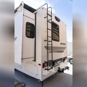 6397ea4f2edd10179205c597 2018 Winnebago Class A RV INTENT 30R