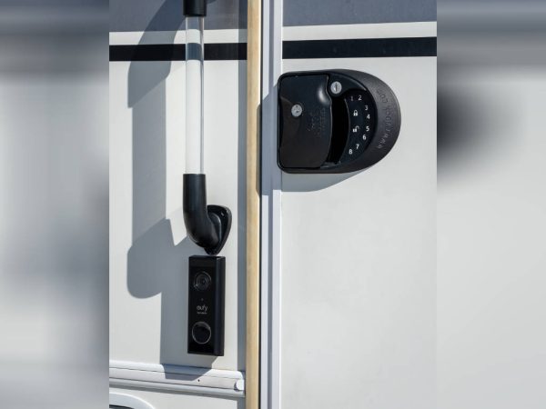 6397ea5b20fb5c7bb77a0db4 2018 Winnebago Class A RV INTENT 30R