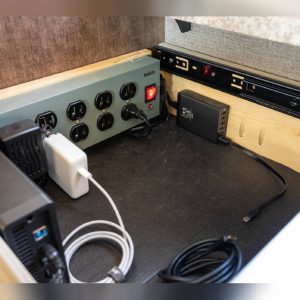 6397ea7be4416d58ef47f01a 2018 Winnebago Class A RV INTENT 30R