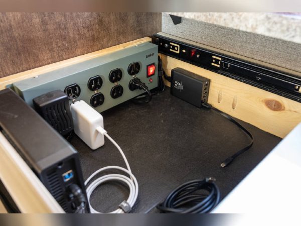 6397ea7be4416d58ef47f01a 2018 Winnebago Class A RV INTENT 30R