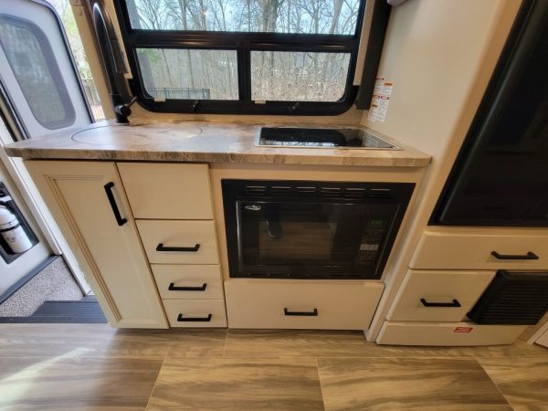 63e1195357a0867e5040dad2 2021 Thor Motor Coach Class B RV Compass 23TW AWD