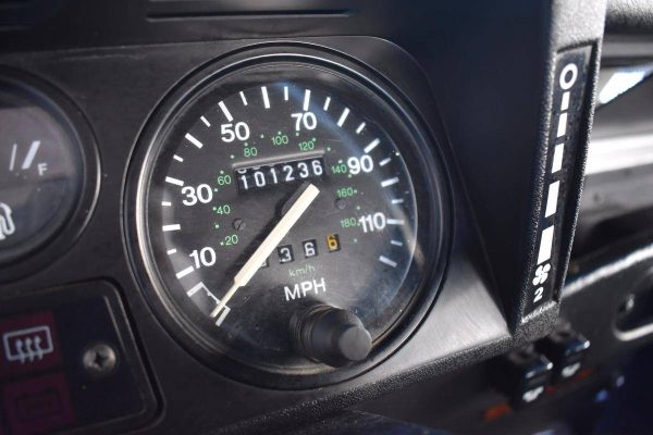 66428200-770-0@2X 1994 Land Rover Defender 90 Safari Cage