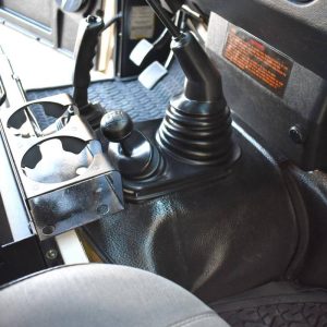 66428202-770-0@2X 1994 Land Rover Defender 90 Safari Cage