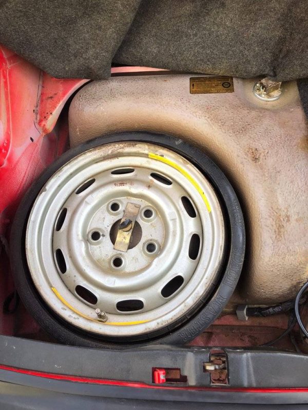 66993366-770-0@2X 1984 Porsche 911 Cabriolet Slant Nose