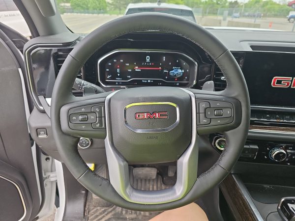 66c888d1b2ac4f0bb30353beb2313807 2023 GMC Sierra 1500 Elevation