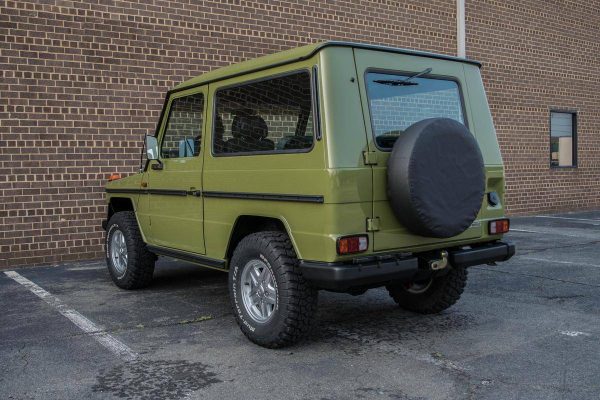 67068810-770-0@2X 1985 Mercedes-Benz Gelandewagen SWB 240GD